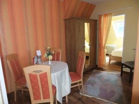Ferienwohnung Strandhof Mohnesee Rum bild